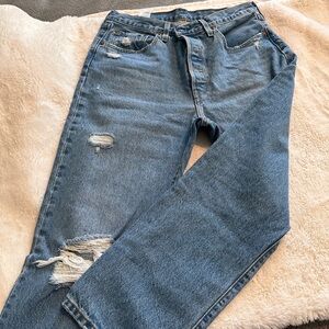 Women’s Levi’s ripped high waisted wedge straight leg jean